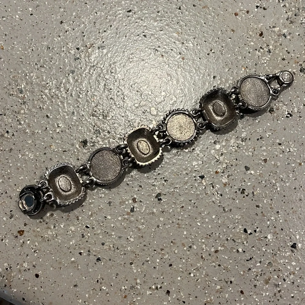VINTAGE PREMIER DESIGNS MOTHER OF PEARL SILVER TONE CHUNKY BRACELET
